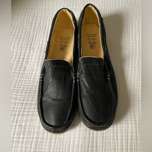 Shark skin moccasins- black size 13